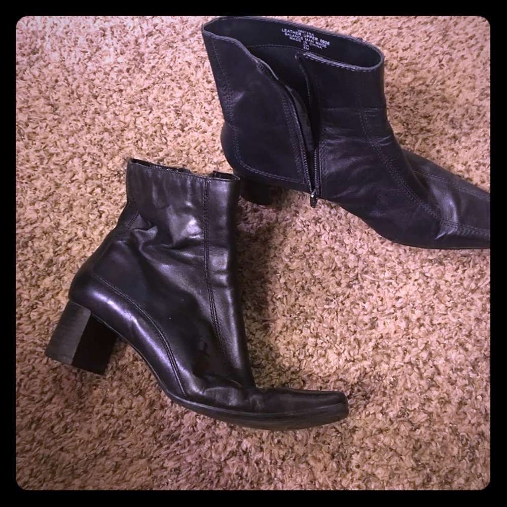 Nine West Leather Boots