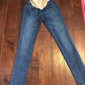 Maternity skinny jeans