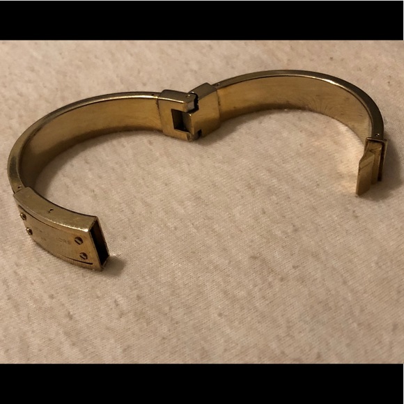 Michael Kors Tortoise Hinge Bracelet - Picture 3 of 7