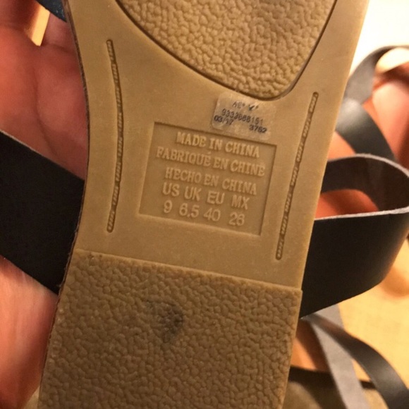 American Eagle Ankle Sandals - Picture 4 of 5