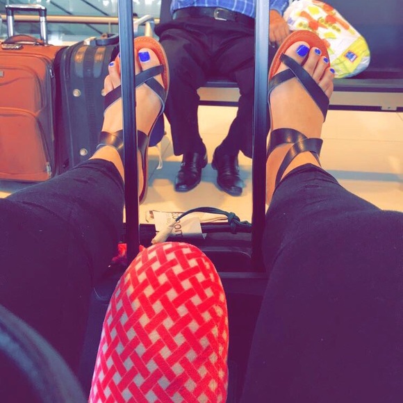 American Eagle Ankle Sandals - Picture 5 of 5