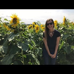 Meet your Posher, Carley