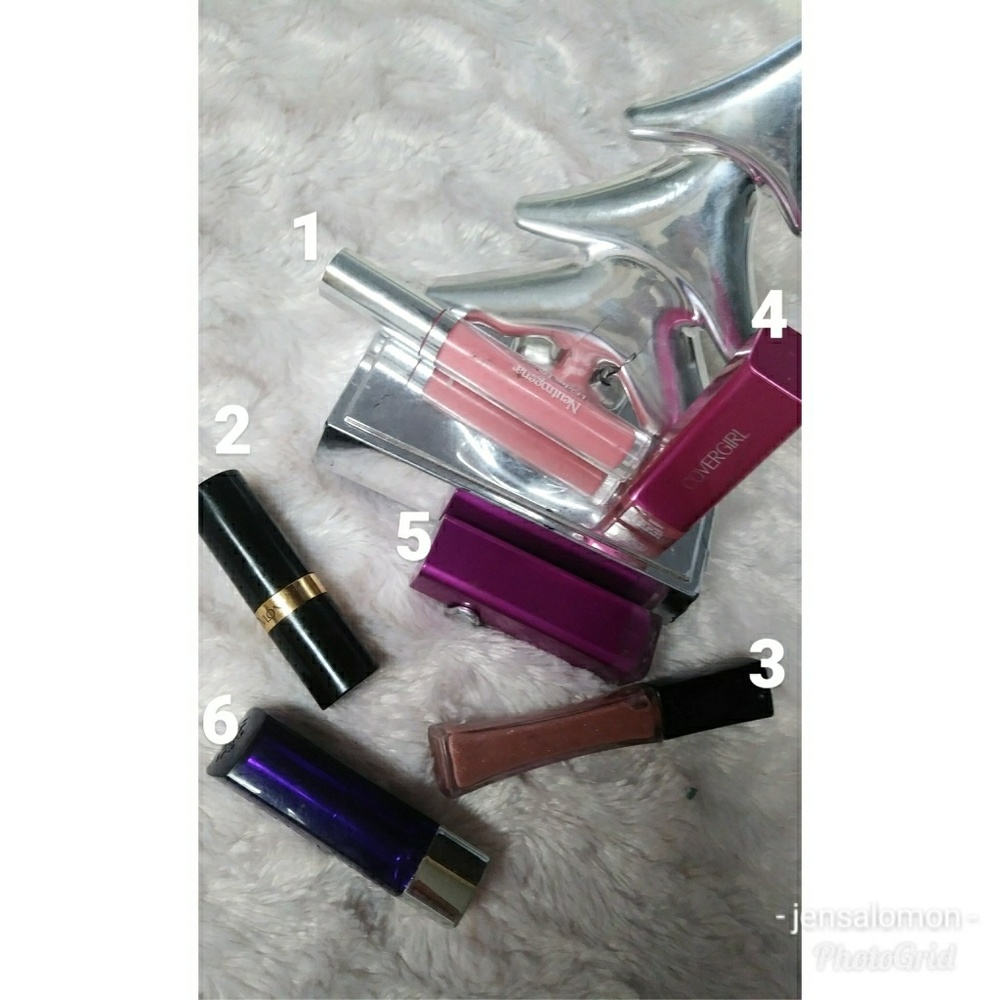 Lipsticks and lip gloss❤