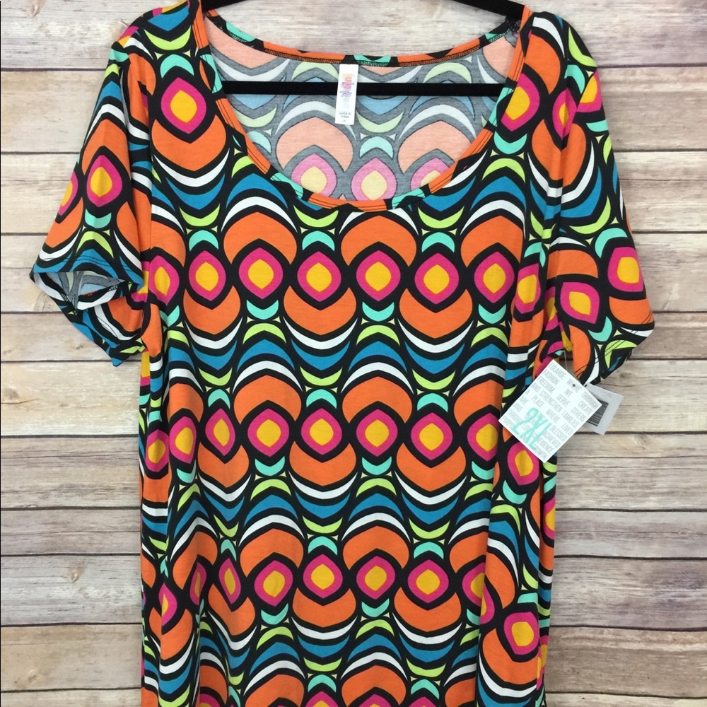 LuLaRoe Classic Tee