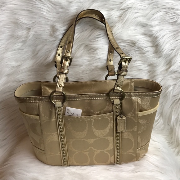 NWT Vintage Coach Gold Gallery Signature Studded Tote & Wristlet set - Picture 2 of 8