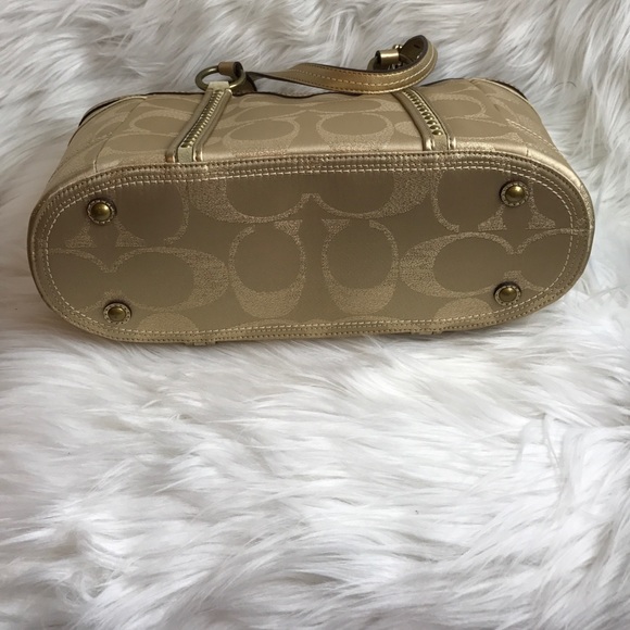 NWT Vintage Coach Gold Gallery Signature Studded Tote & Wristlet set - Picture 5 of 8