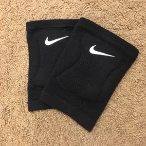 Nike knee pads