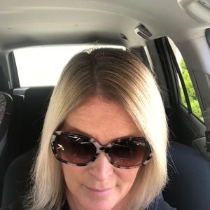 Meet your Posher, Gina