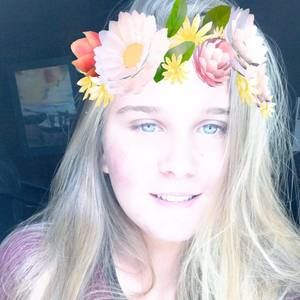 Meet your Posher, Jetta