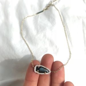 Kendra Scott necklace