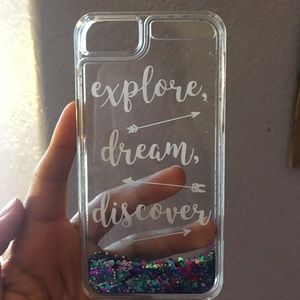 Im selling this IPhone 6 IPhone 6s case for $12.00