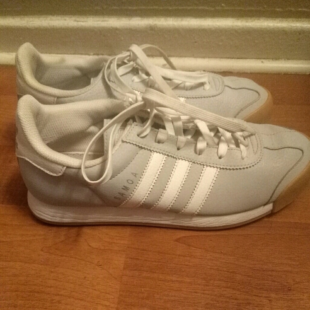 Adidas Samoa, Gray & Tan