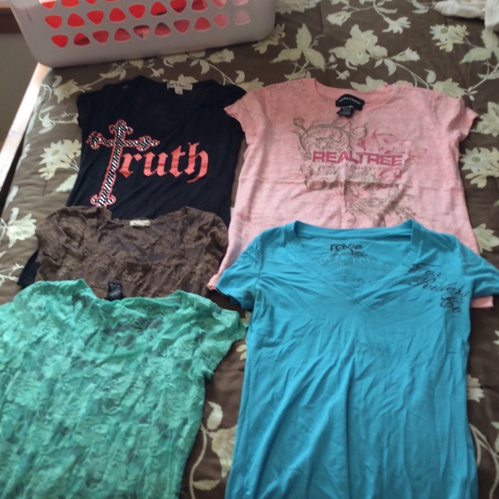 T- shirts