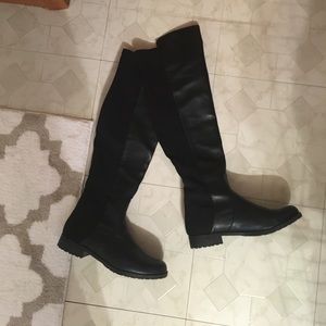 Black knee high sleek boots