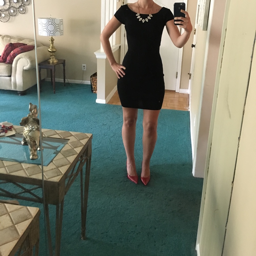 Max Studio Black Fitted Dress