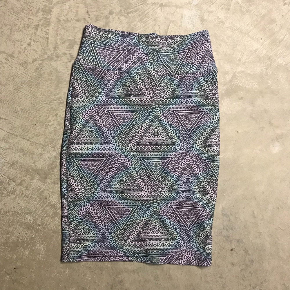 Like NEW LuLaRoe Cassie