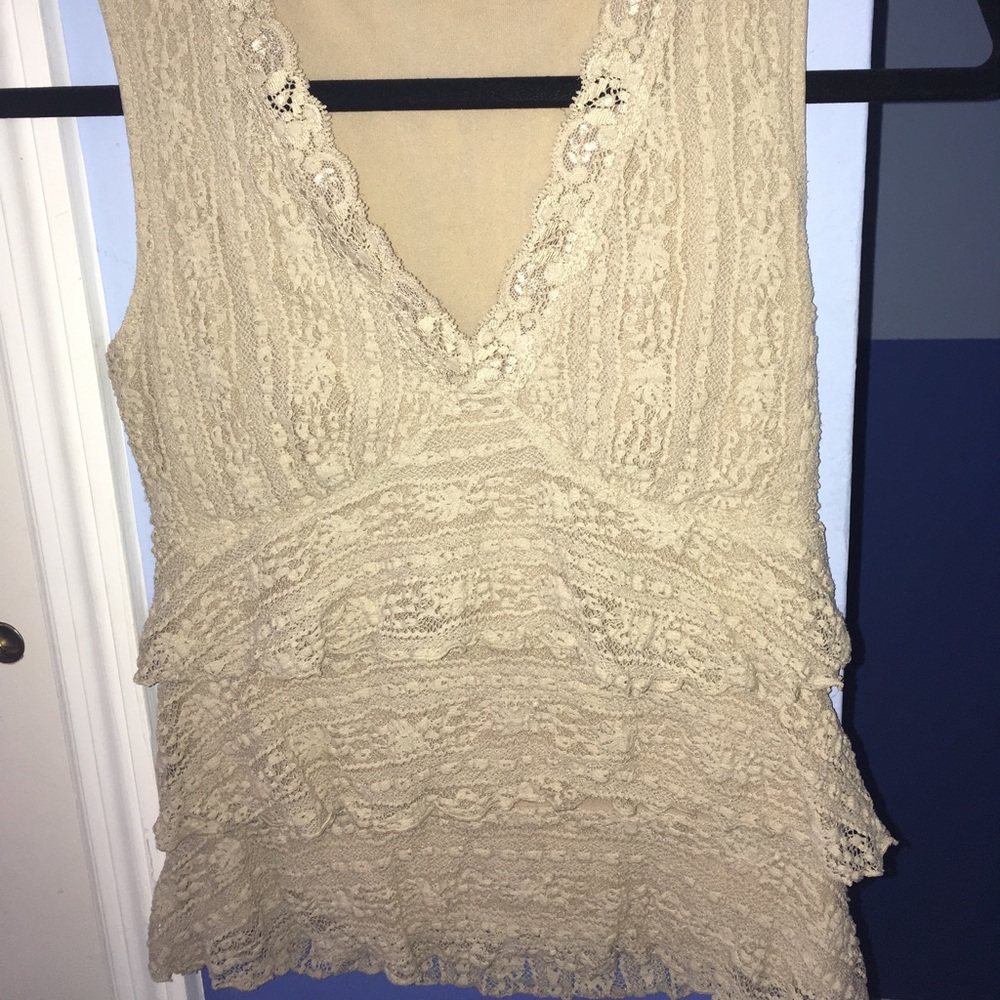 V-neck lace shirt.