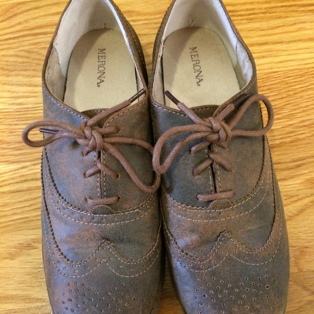 Brown Merona Wing Tip Shoes Size 7.5