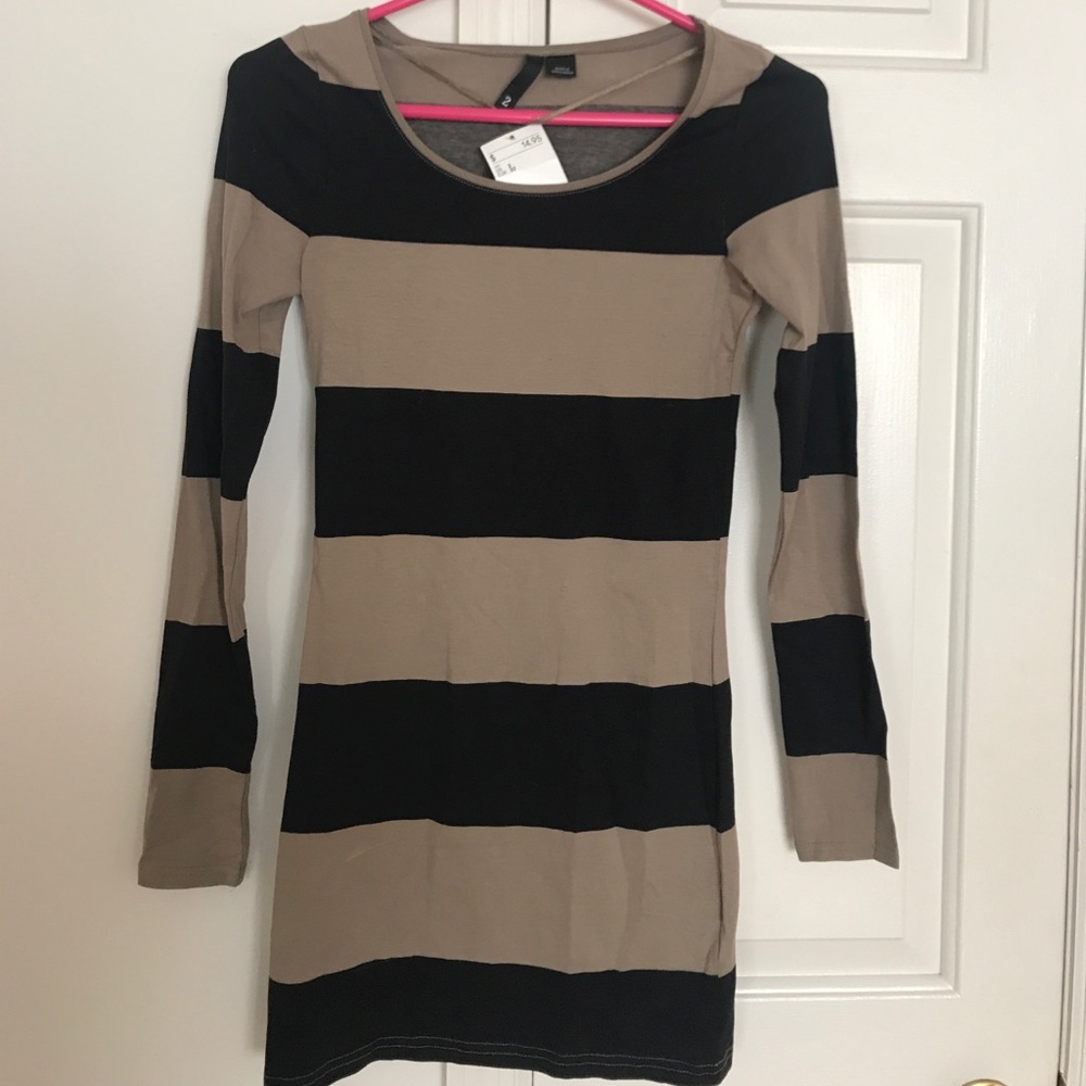 H&M long sleeve shirt or mini dress
