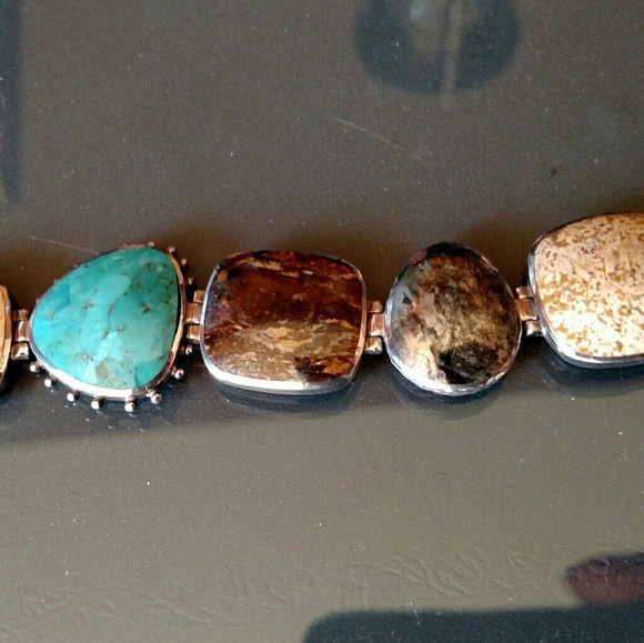 Silpada silver bracelet. - Picture 4 of 6