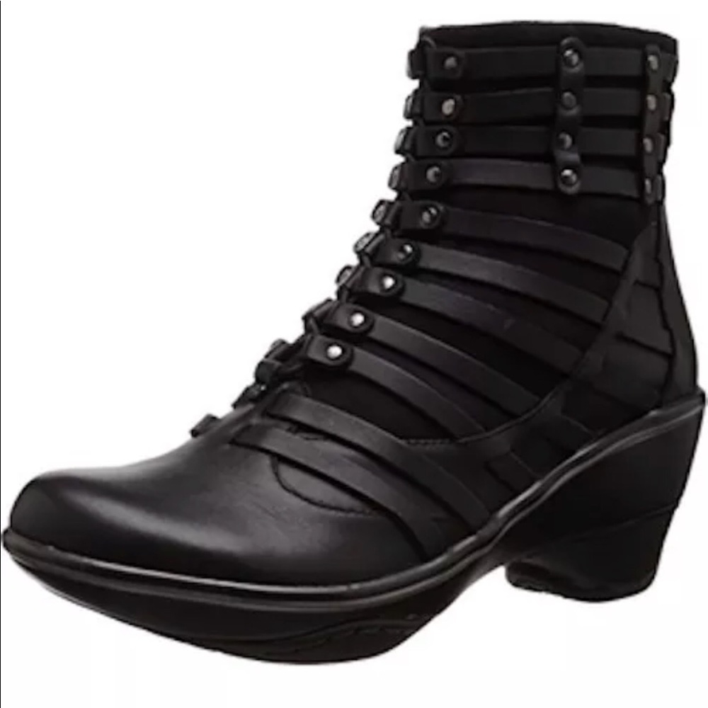 NE JAMBU ADVENTURE DESIGN BOOTS BLACK size 6