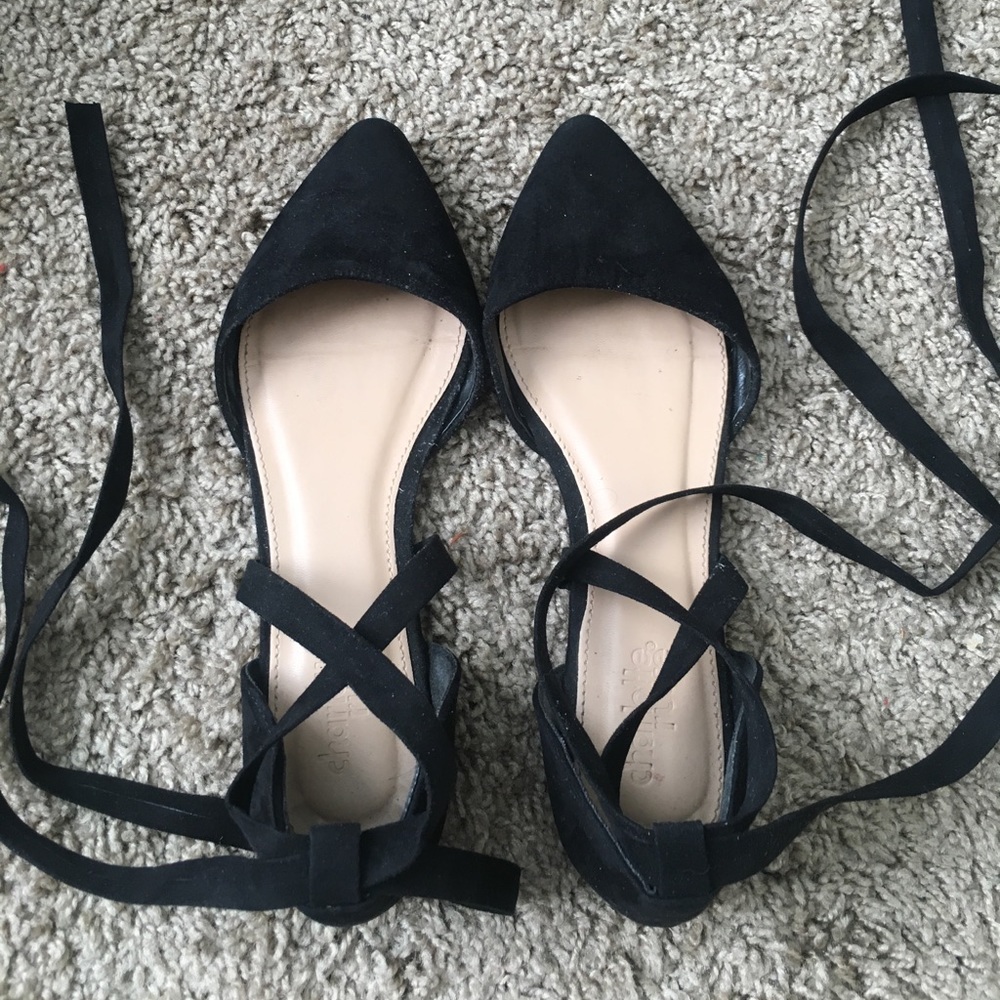 Black lace up pointed toe flats