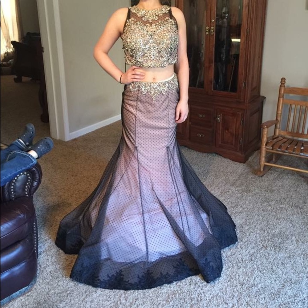Size 2 Alyce Of Paris Prom Gown