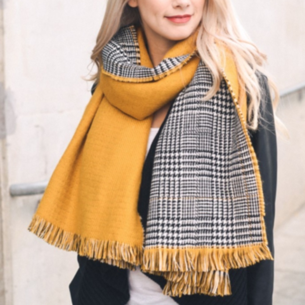 Mustard Houndstooth Reversible Frayed Edge Scarf