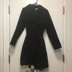 Waterfall black coat