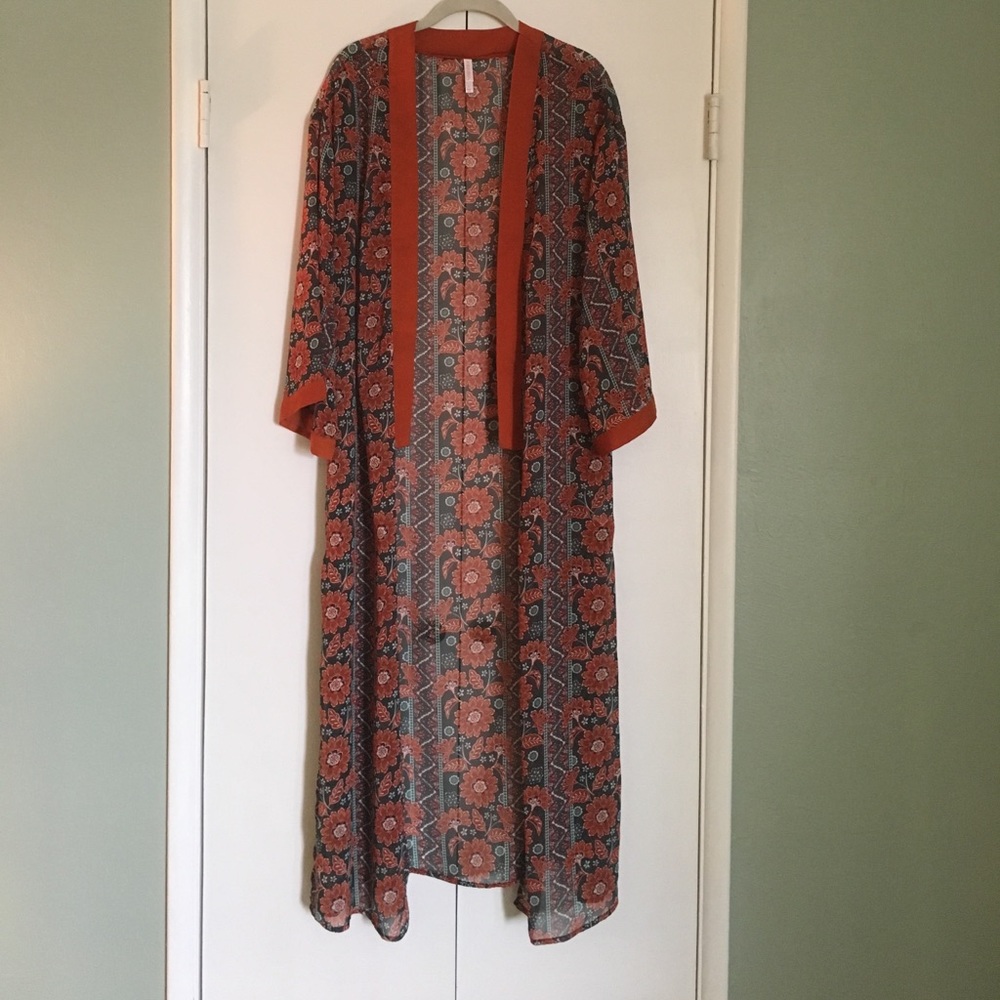 Xhilaration Open Front 70’s Style Long Kimono