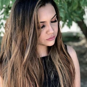 Meet your Posher, Ivone