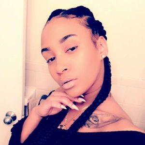 Meet your Posher, Imani