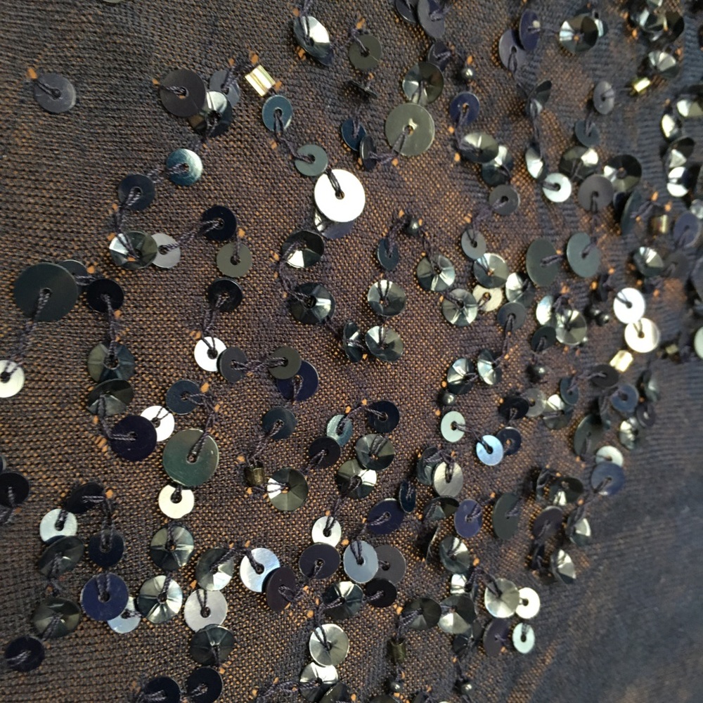 Adrianna Papell shawl