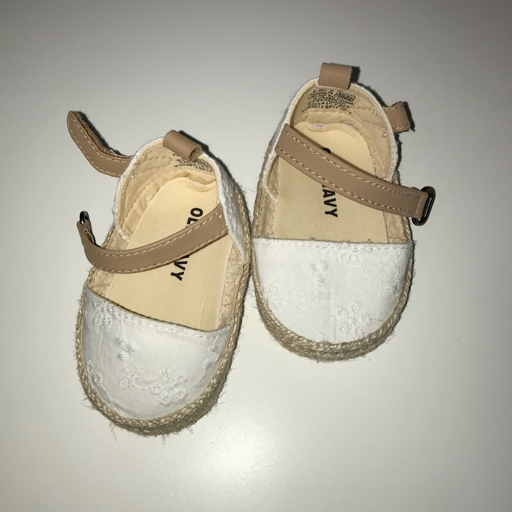 ⭐️ (5/$20) Baby sandals