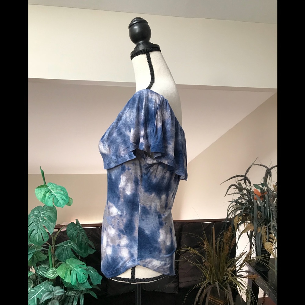 👚Blouse👚 - Picture 2 of 5