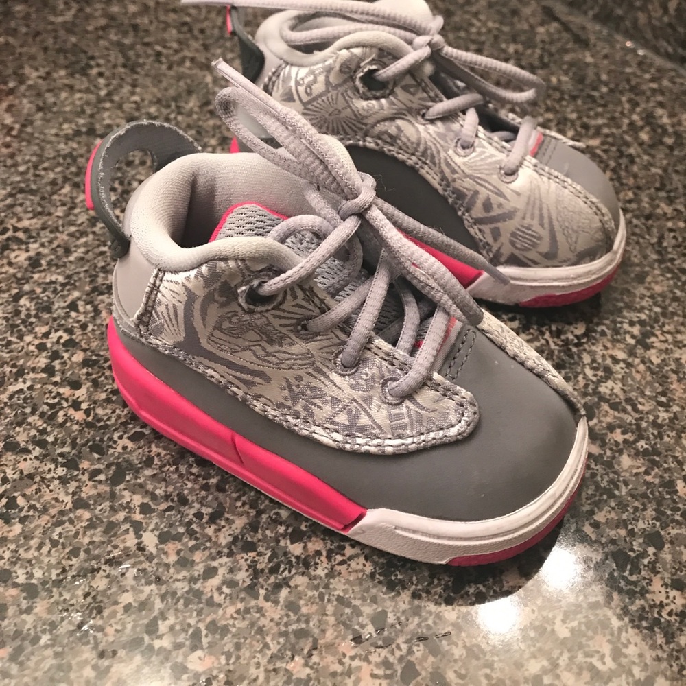 Used toddler Jordan’s size 4c