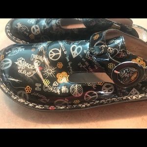 Allegria nursing shoes