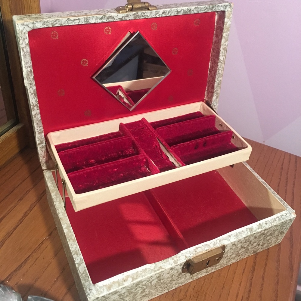Vintage Jewelry Box