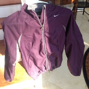Women's Nike windbreaker jacket