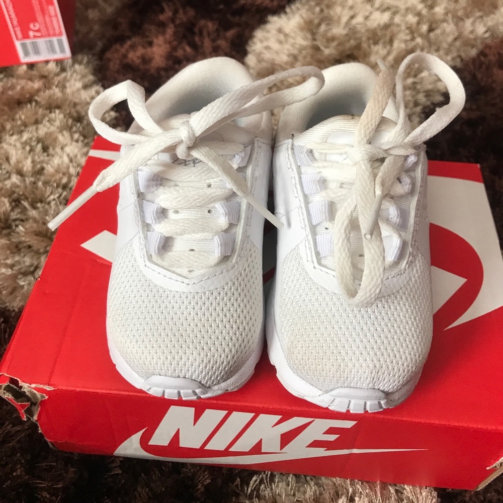 SOLD‼️‼️ Air max zero essential TD