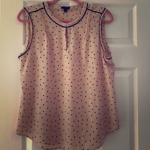 Ann Taylor polka dot sleeveless blouse (L)