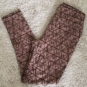 Lularoe one size brown printed leggings