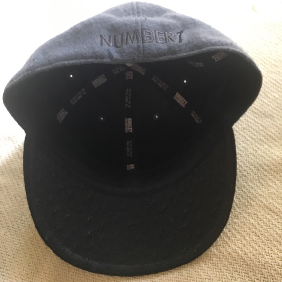 B Ostrich Hat - Picture 3 of 5