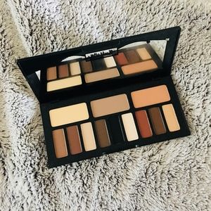 KAT VON D Shade + Light Eye Contour Palette