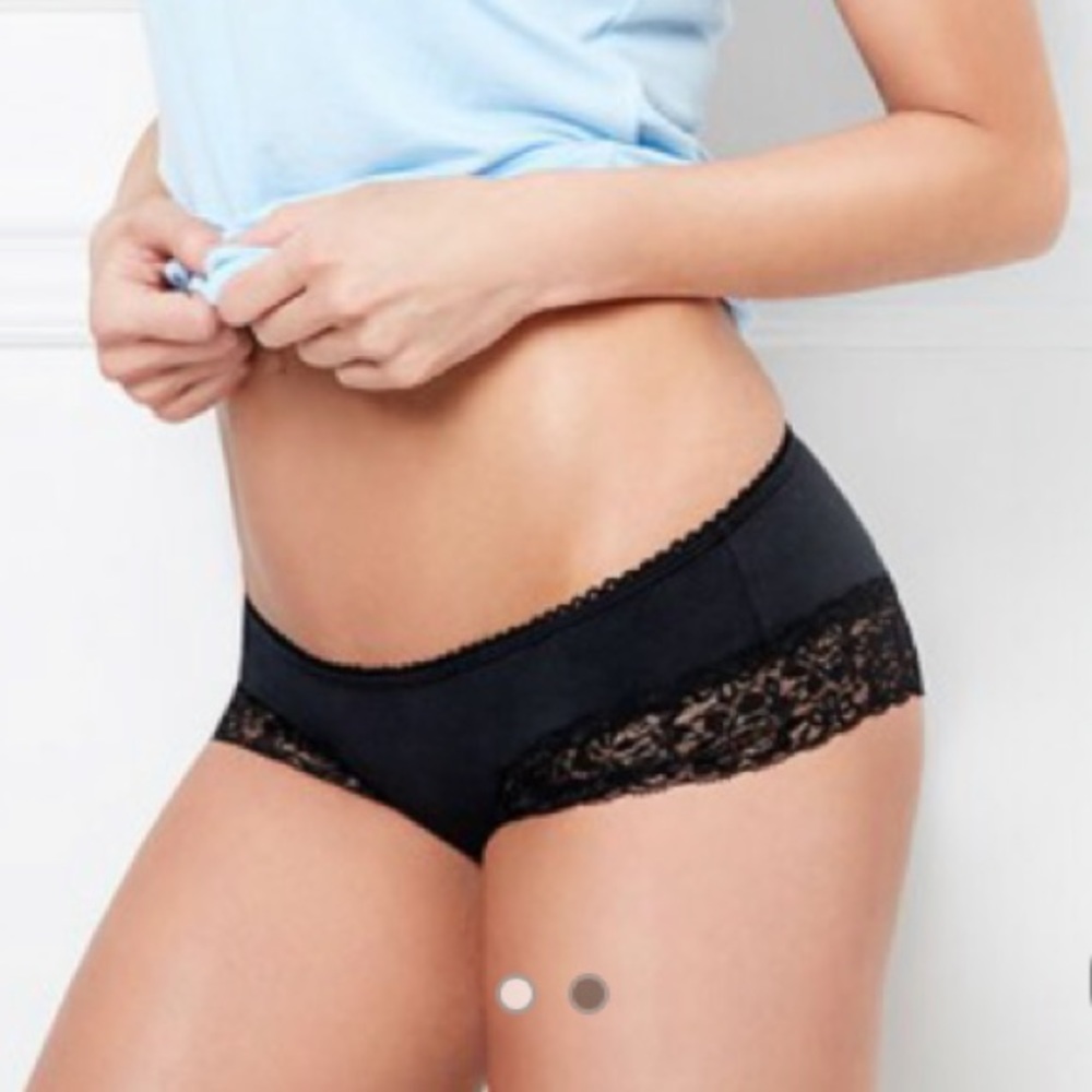 Black Cheeky Panties🌹