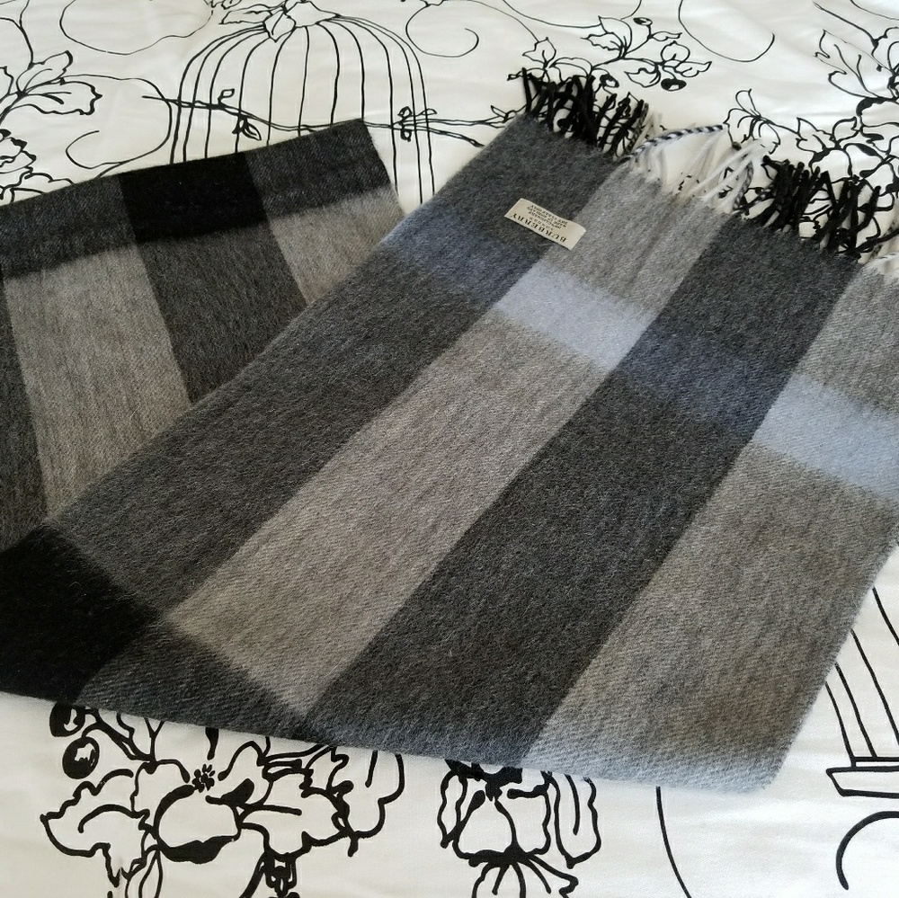 Authentic Burberry 100% cashmere scarf