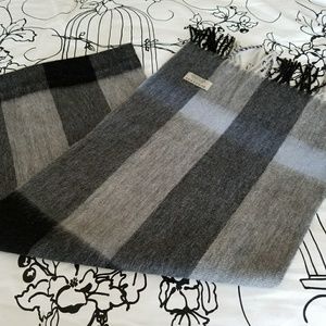Authentic Burberry 100% cashmere scarf