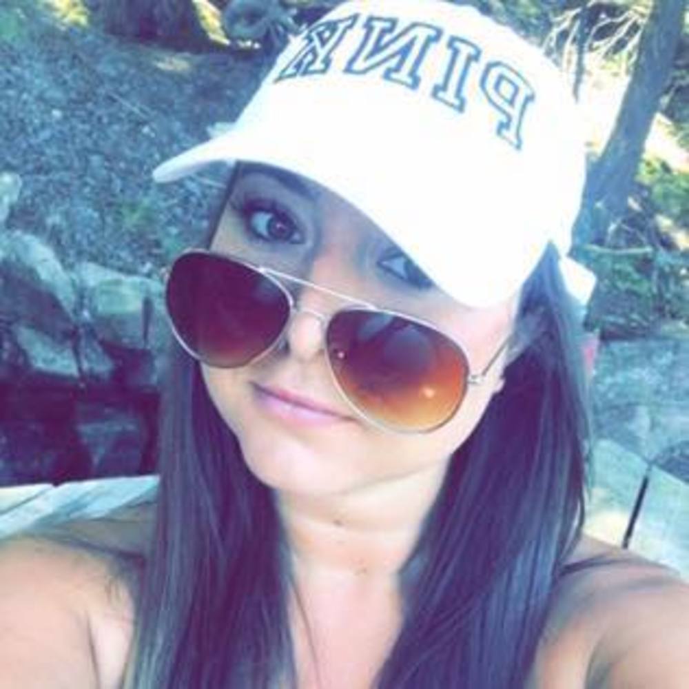 Meet your Posher, Maddie