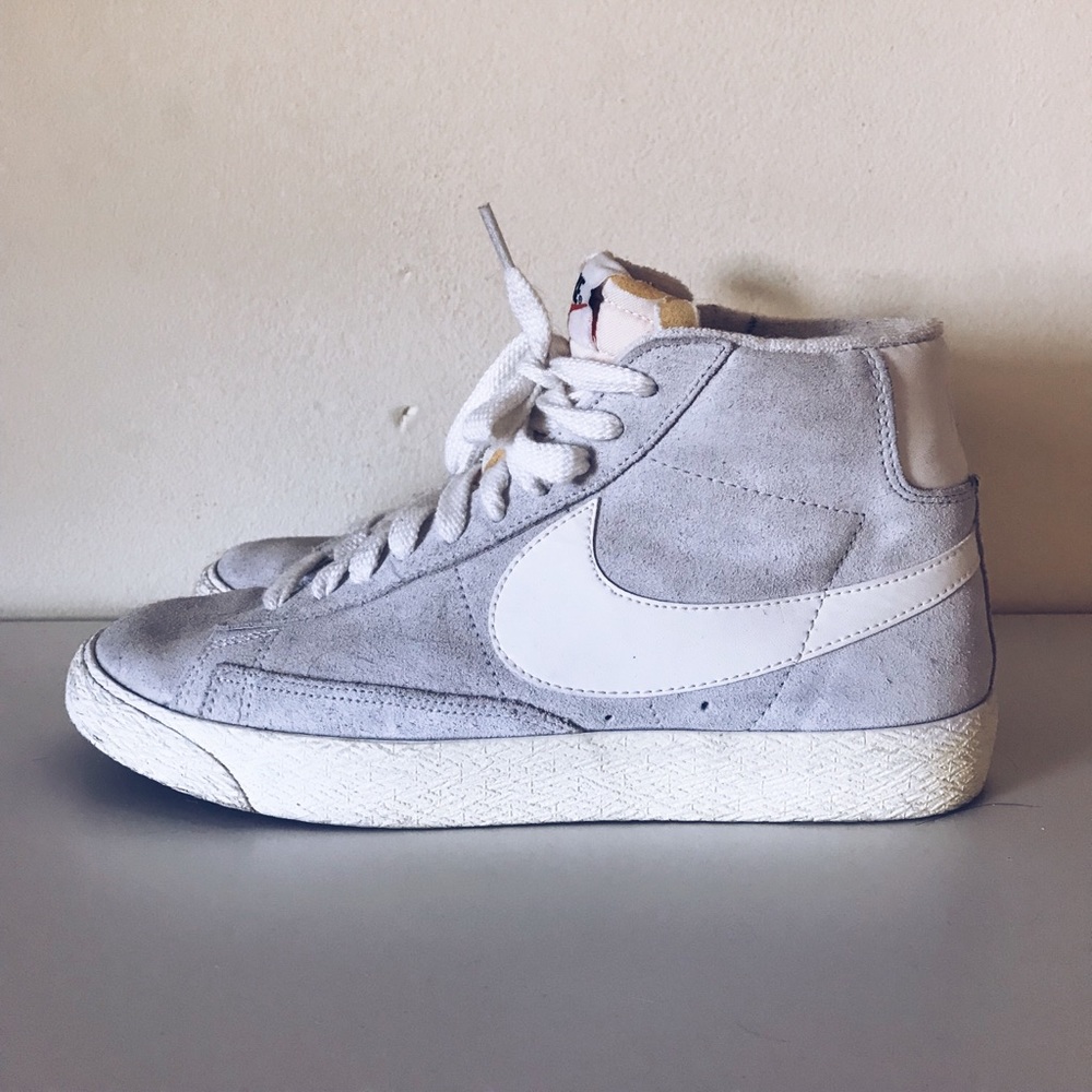 NIKE sneakers US size 8.5