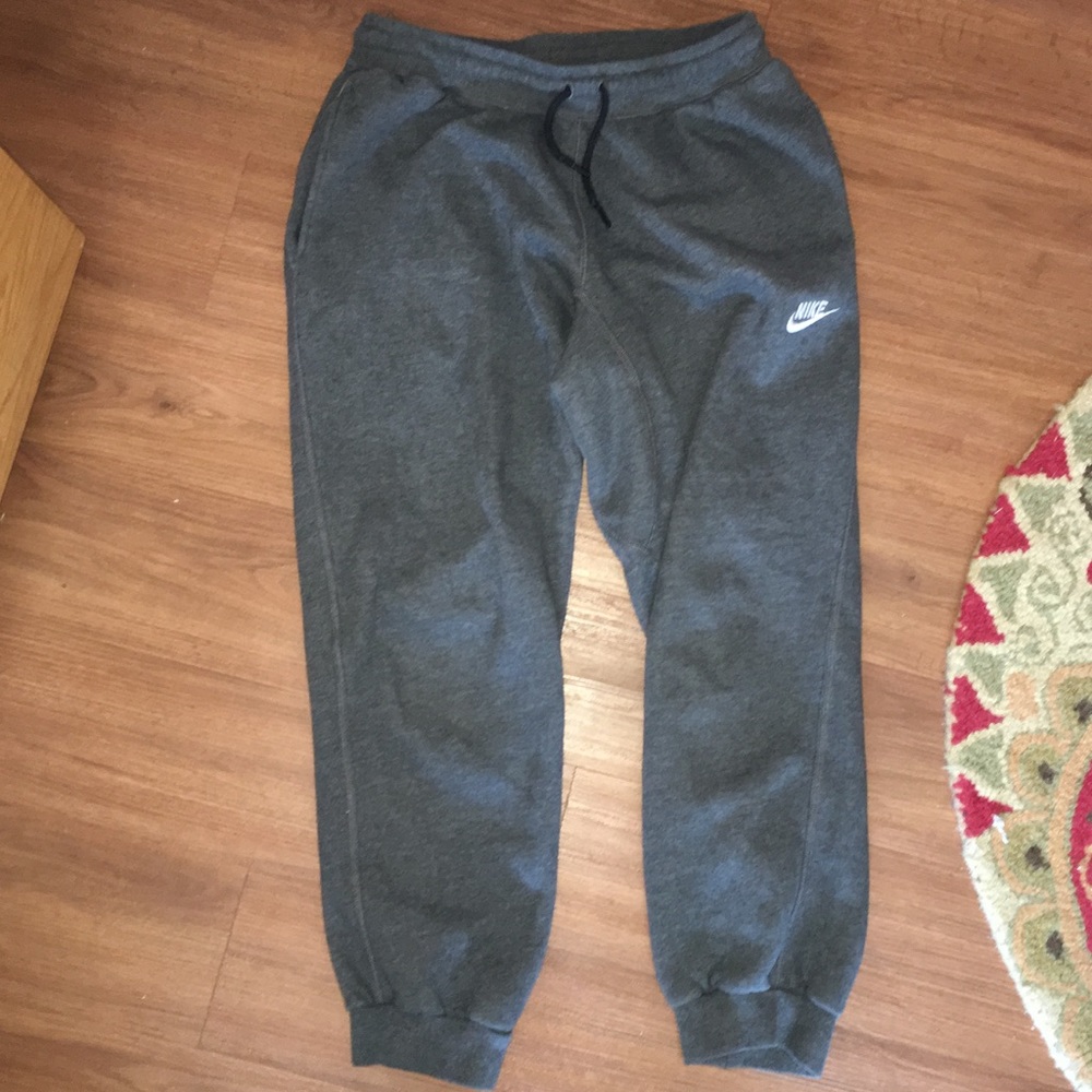 NIKE SWEAT PANTS